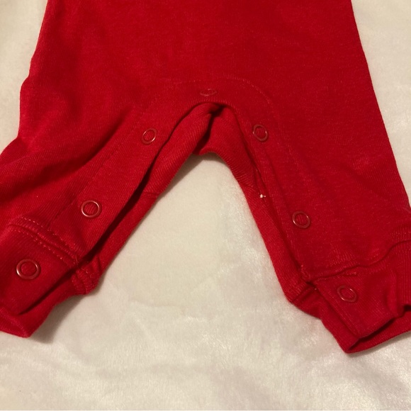 CARTERS NWT NEWBORN SANTA SET SNAP BOTTOM ONSIE - Picture 3 of 6